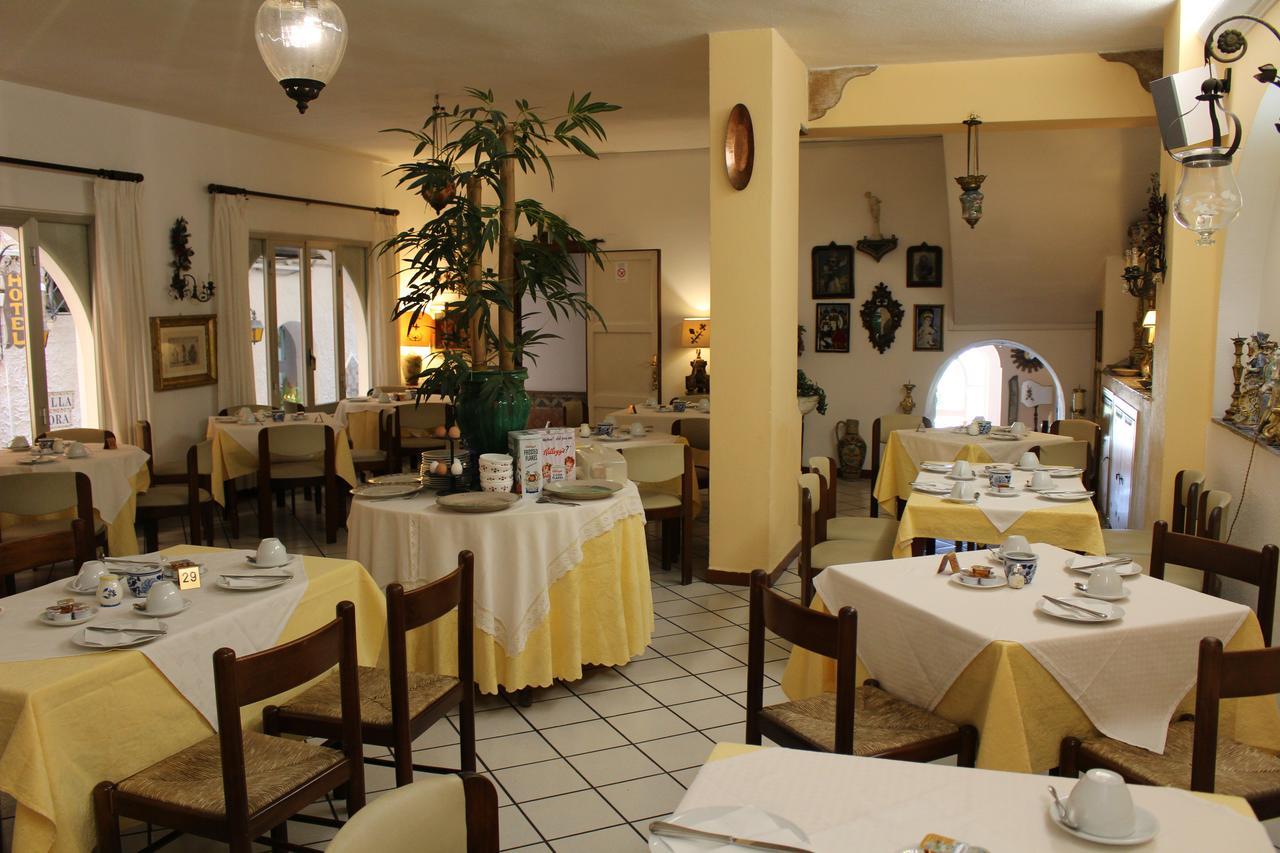 Hotel Villa Mora جيارديني ناكسوس المظهر الخارجي الصورة